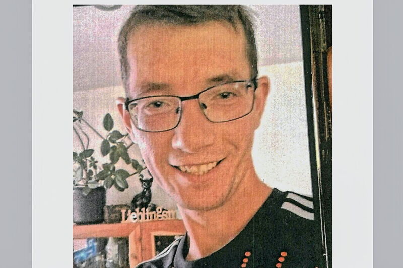 Die Polizei fragt: Wer hat diesen Mann gesehen?