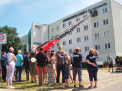Großes Interesse an Drehleiter-Einsatz