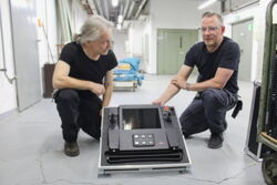 Neue Bühnentechnik für die Lausitzhalle