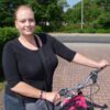 Heike Heer ersteigerte ein pinkfarbenes Mountainbike für 75 Euro. Ein günstiges Fahrrad zu bekommen, war ihr Ziel des Auktionsbesuchs