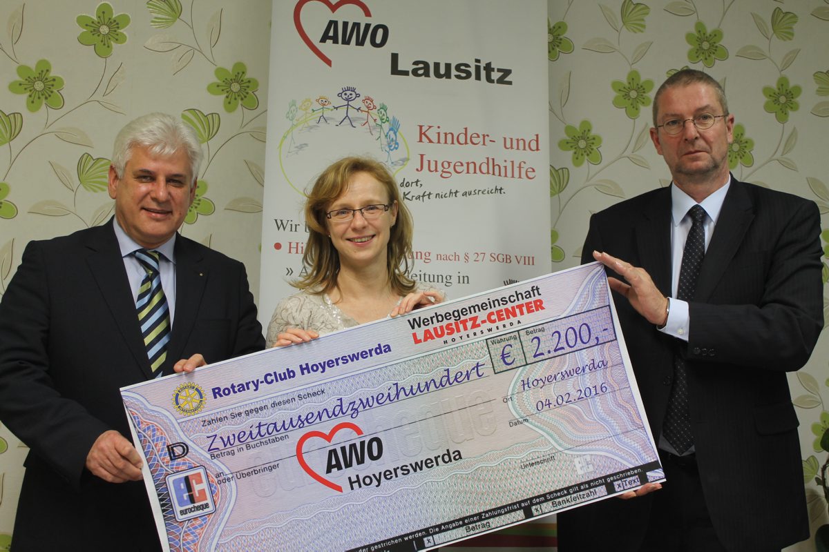 Spende für Kinderheim