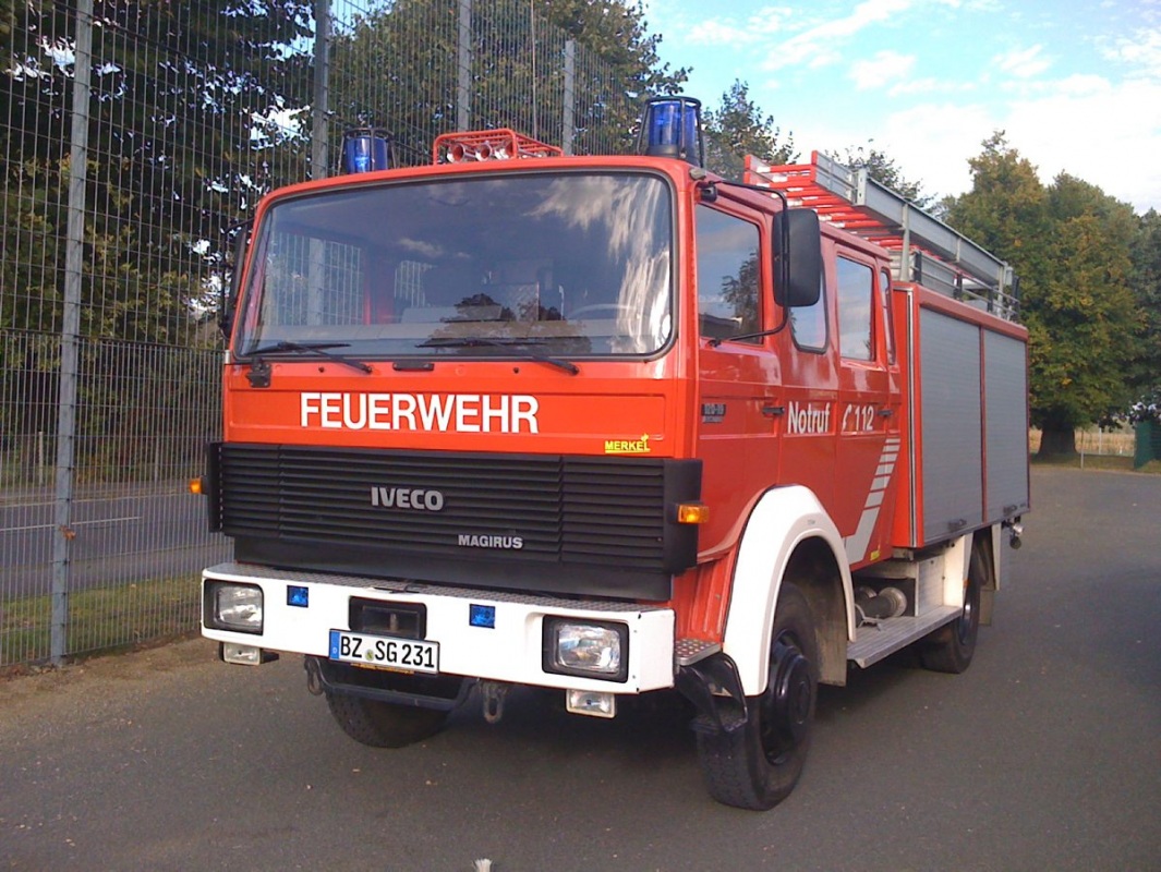 Warten auf die Feuerwehr