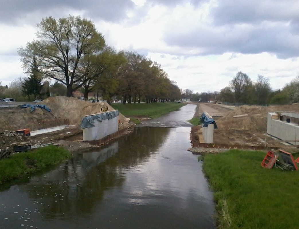 Elster-Brücke wächst