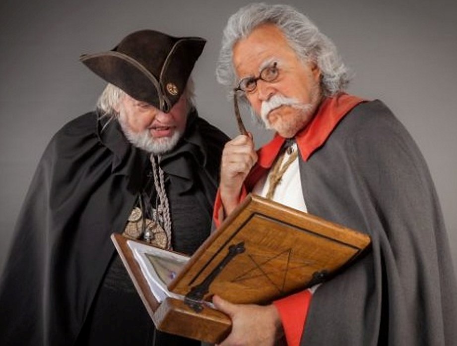 Der Schwarze Müller (Dieter Klimek) und Krabat (Wofgang Kraus) sind unverzichtbare Protagonisten beim diesjährigen Krabatfest. Foto: PR