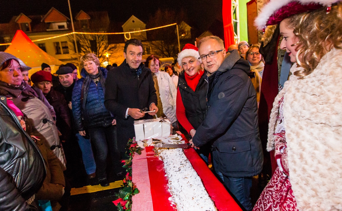 Weihnachtsmarkt eröffnet