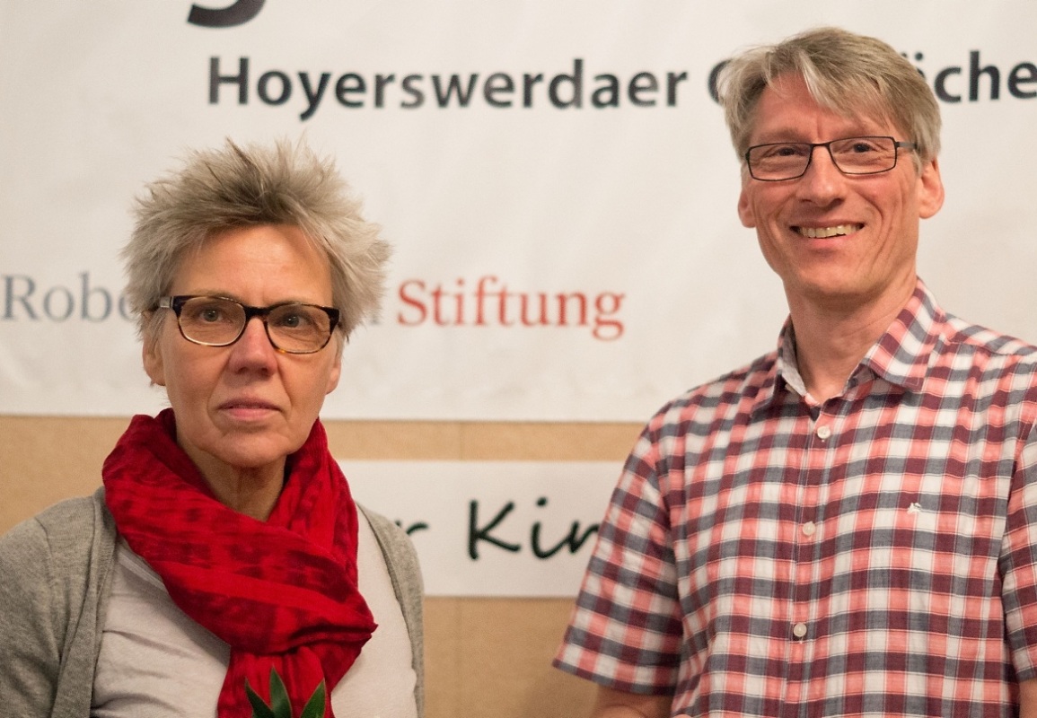 Esther Kinsky und Mirko Schwanitz im Hoyerswerdaer Schloss. Foto: Christine Neudeck