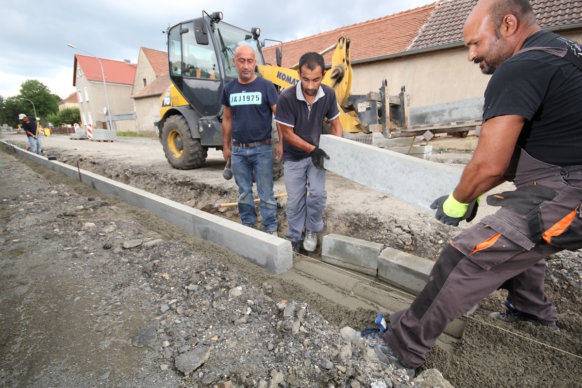 Neue Borde werden gesetzt