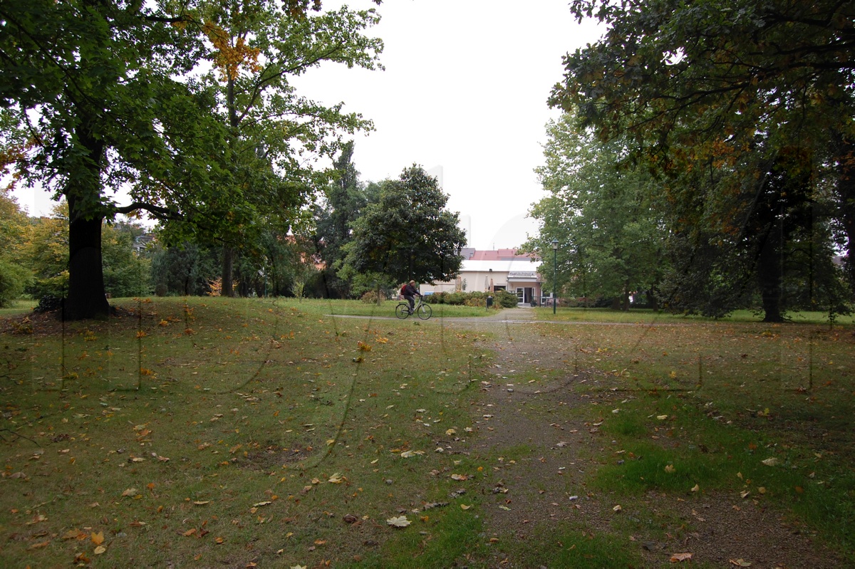 Spielplatz, nächster Versuch