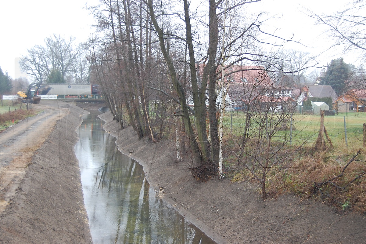 Dorf nicht mehr trocken