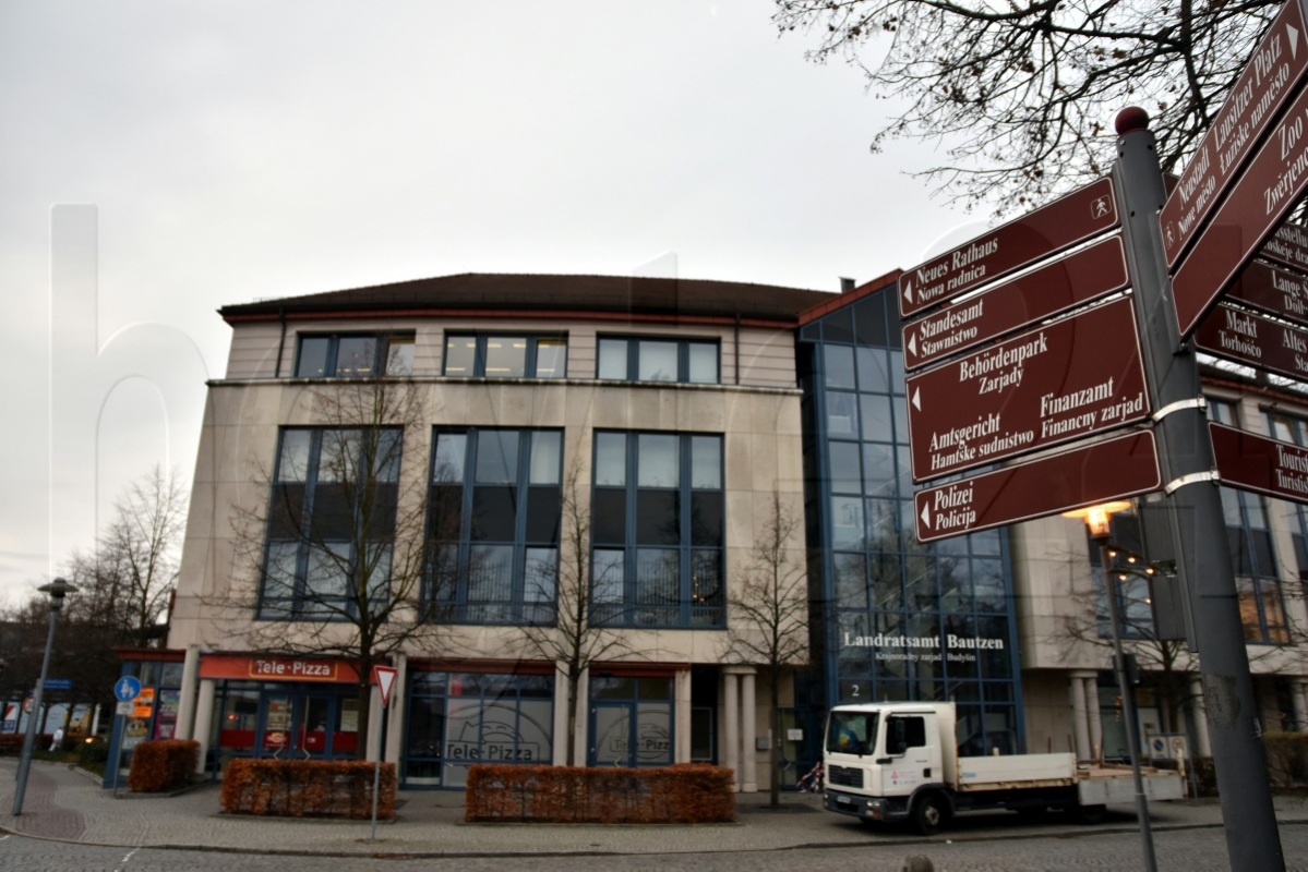 Das Sparkassengebäude bleibt Verwaltungsstandort. Foto: Uwe Schulz