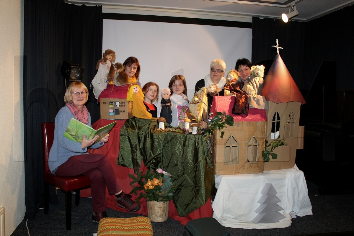 Theater mit Trollen