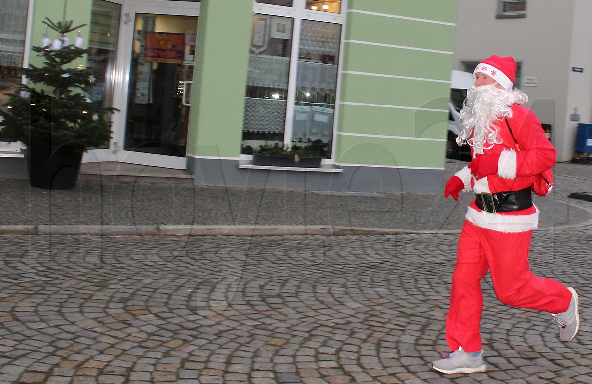 Weihnachtsmann in Eile