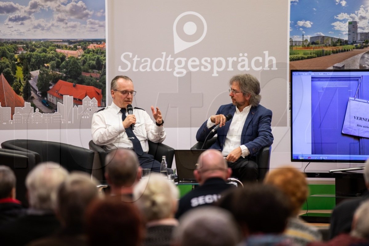 Polizeichef gibt Auskunft