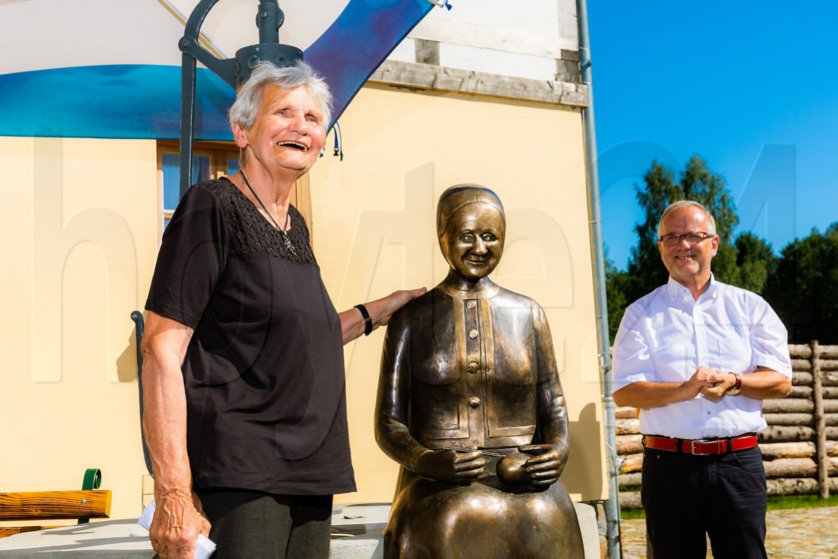 Schwarzkollm mit doppelter Gertrud Winzer