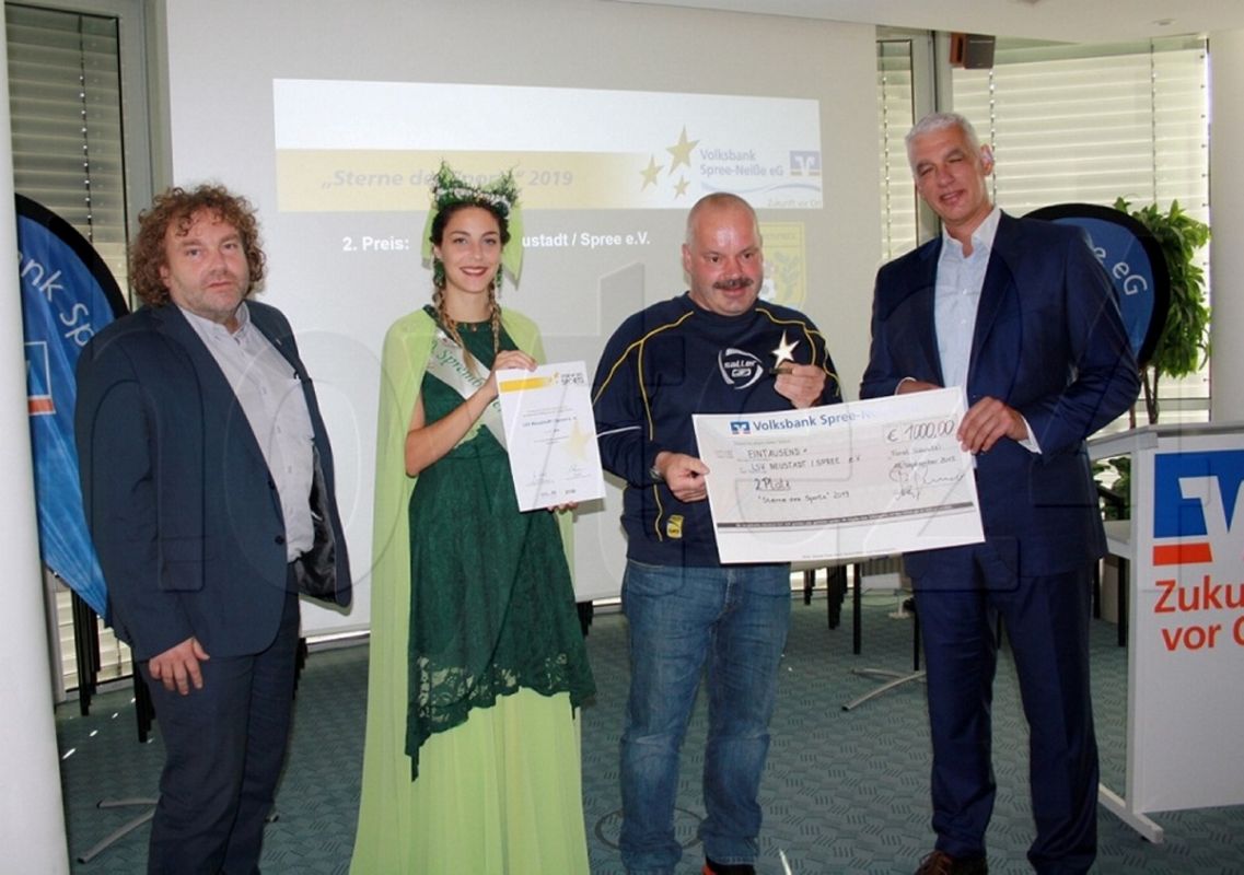 Neustadts Fußballer sind "Sterne des Sports"
