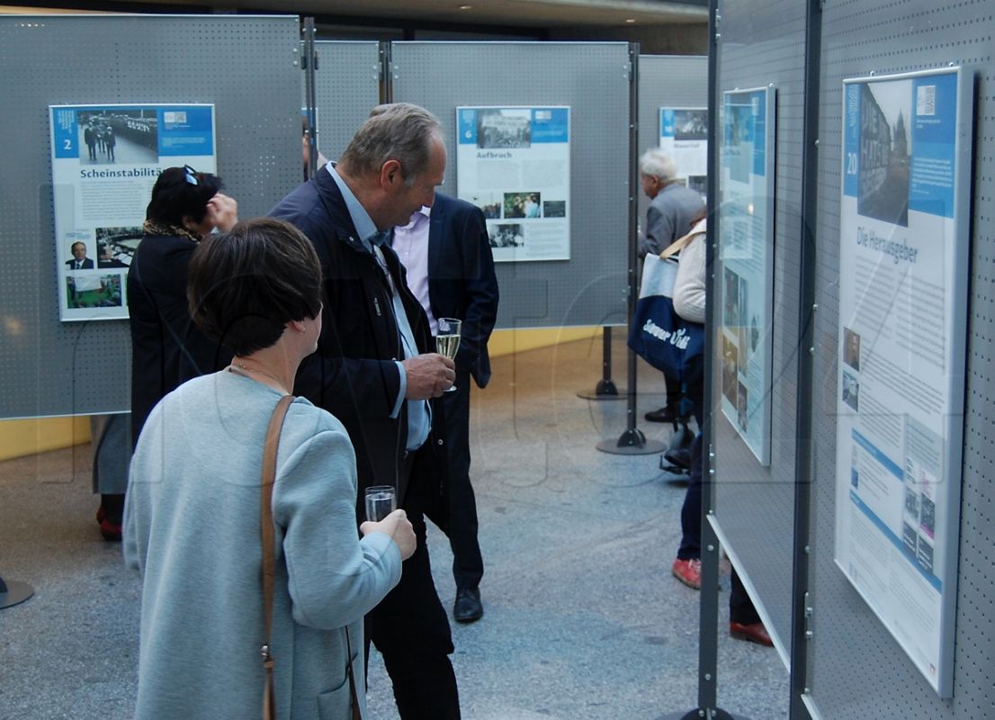 Vernissage zu lokalem Revolutions-Gedenktag