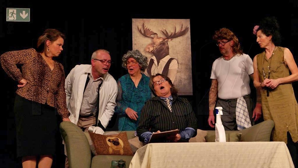 Mörder eröffnen Pension - aber nur im Theater