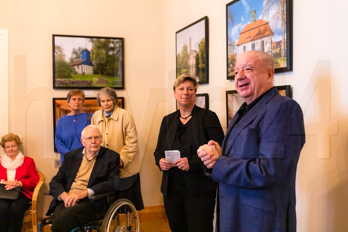 Kirchen-Ausstellung in Hoyerswerdas Schloss