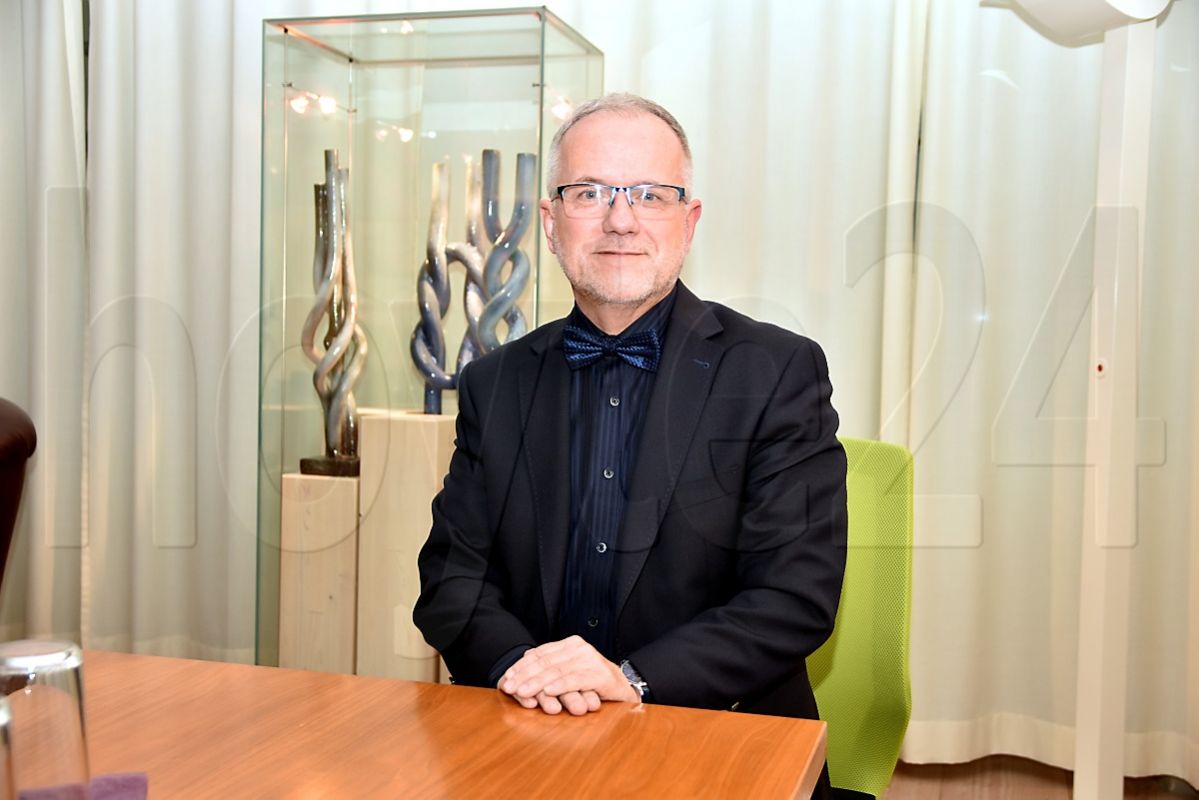 Die Hälfte der Arbeitszeit dem Strukturwandel gewidmet