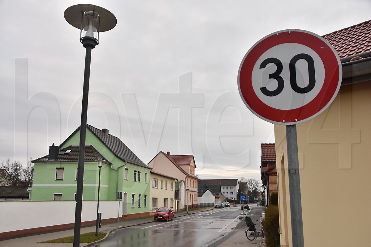 Tempo 30 jetzt ausnahmslos für alle Fahrzeuge