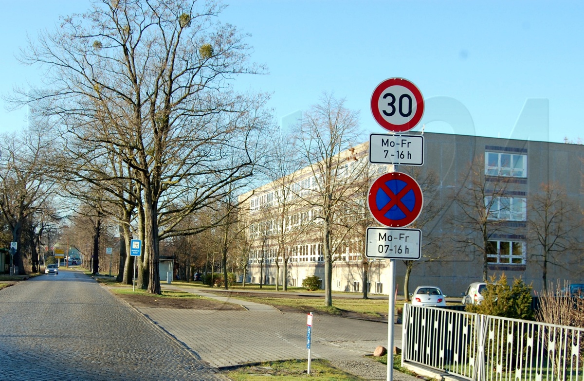 Neues Tempo-Limit vor der Adler-Schule