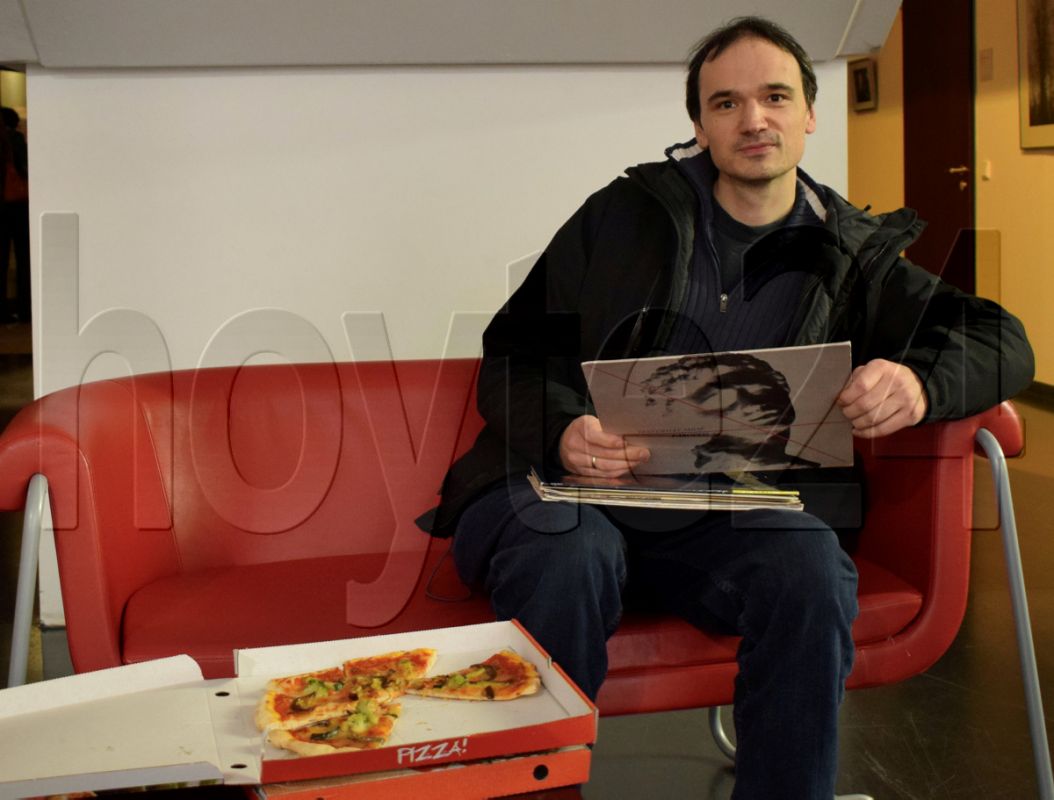Drei Dinge auf einmal: Platte, Pizza, Programmieren