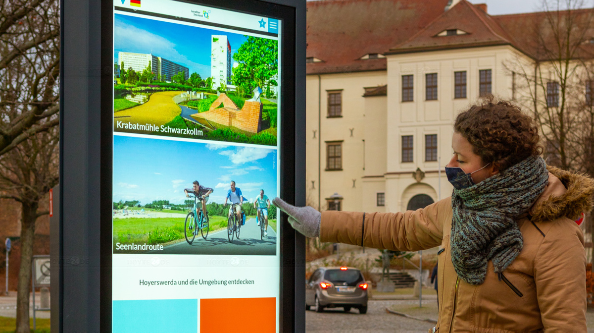 Neue Info-Säule in Betrieb genommen