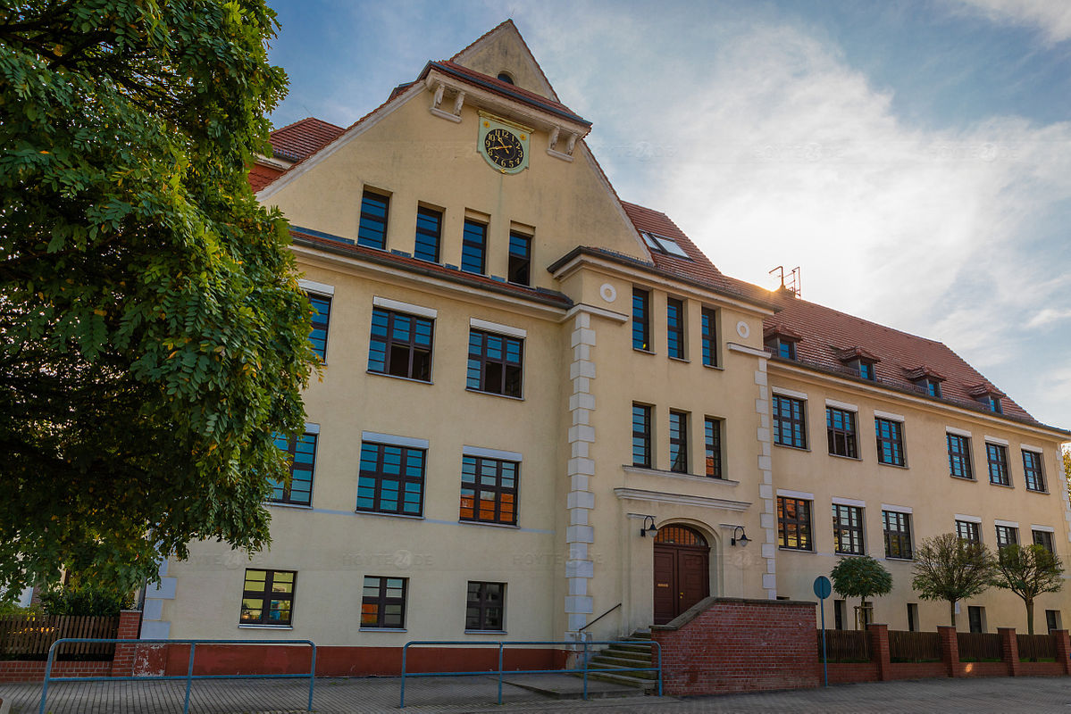 High-Tech-Tafeln für die Grundschule "Am Park"