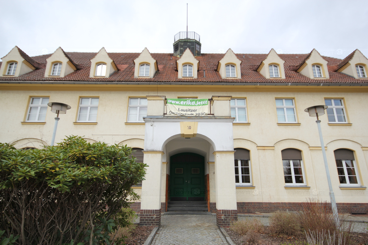 Benennung nach Architekt Ewald Kleffel?