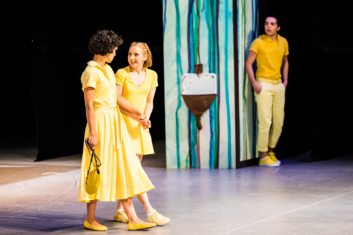 Neues Theater-Anrecht in der Lausitzhalle