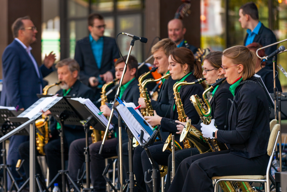 Big-Band musiziert zum Tag der Deutschen Einheit