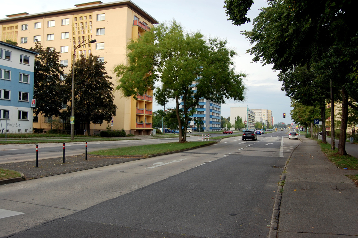 Zeitweiser Busbahnhof an der Weinertstraße