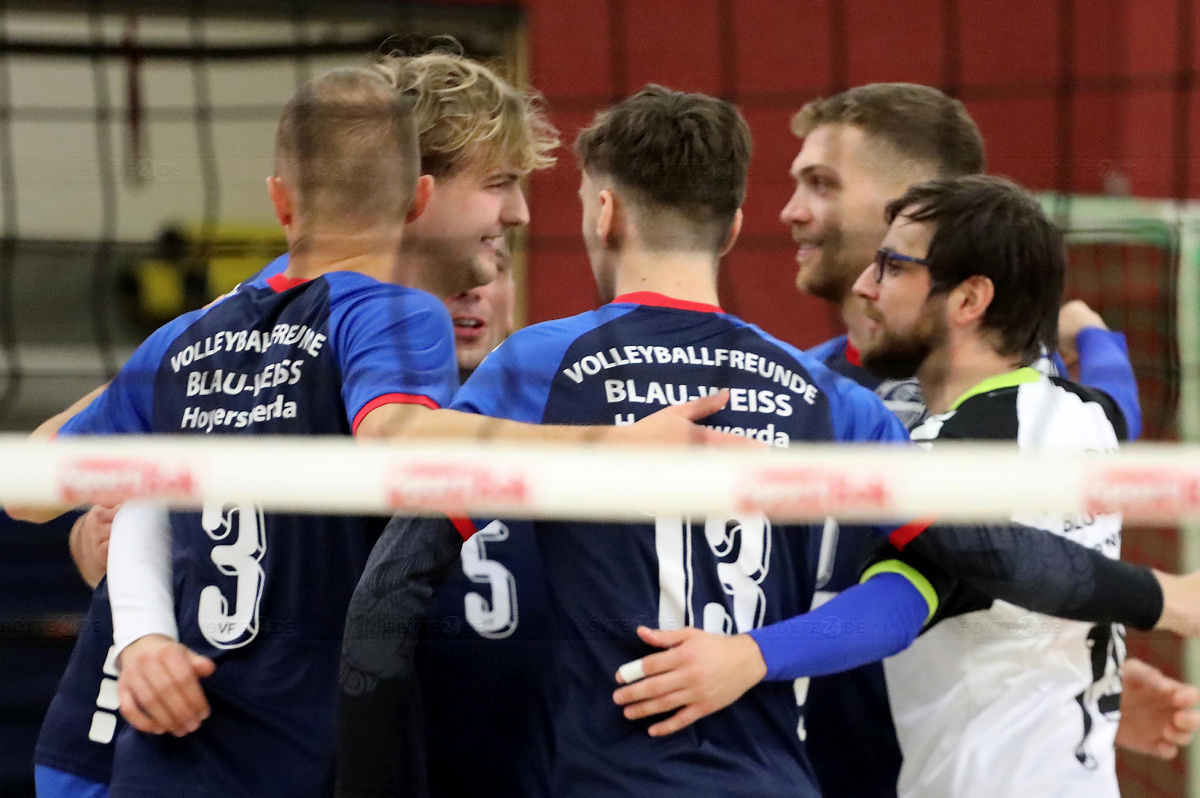 Die Volleyballfreunde erobern die Tabellenspitze