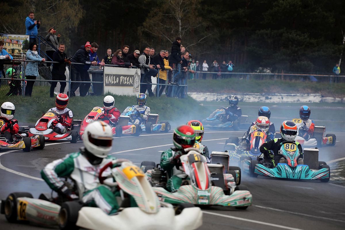 Ostdeutscher ADAC Kart-Cup in Lohsa gestartet