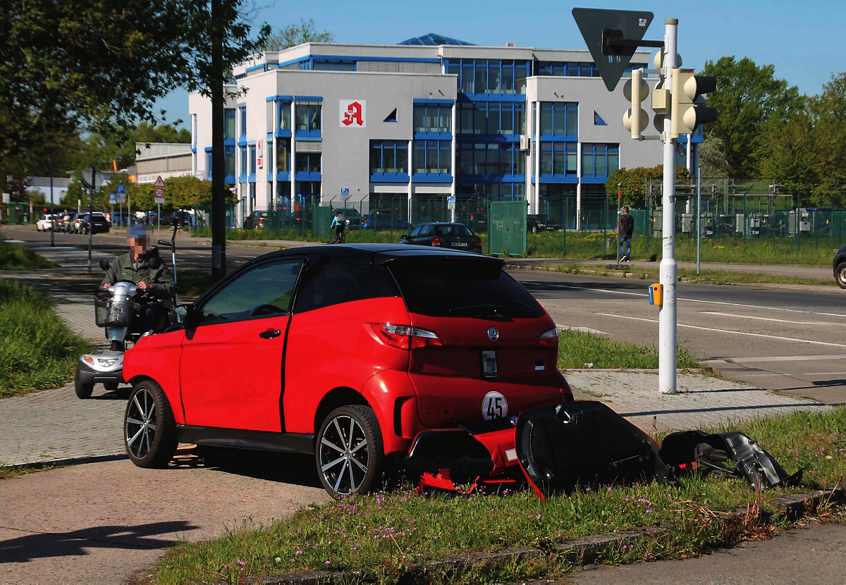 85-jährige Frau bei Verkehrsunfall verletzt