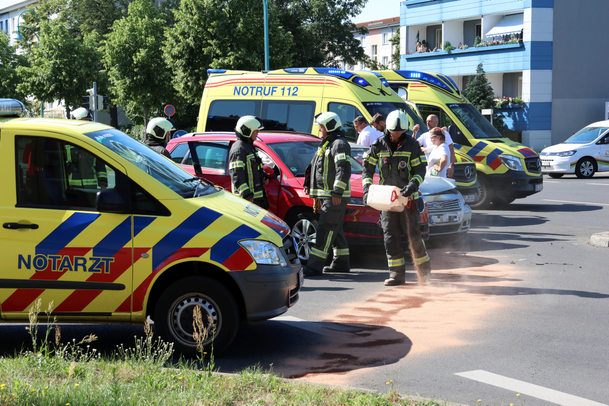 Ampel außer Betrieb – Zusammenstoß und Verletzte