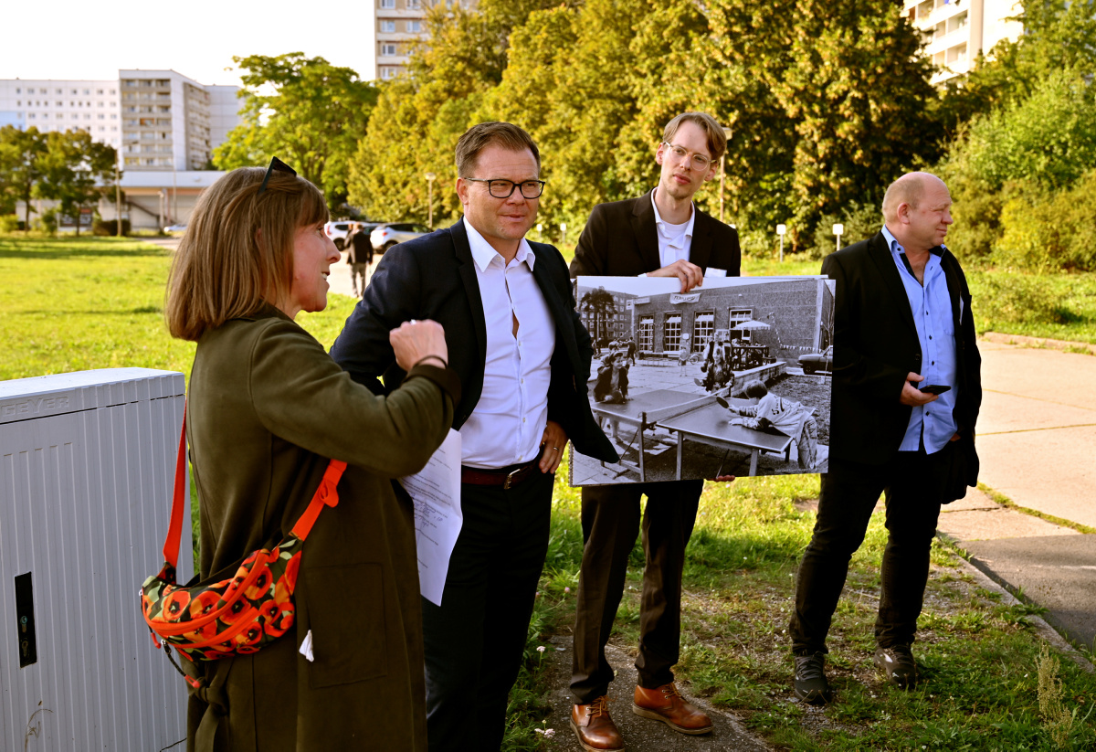 Ostbeauftragter besucht Hoyerswerda - 90 Minuten