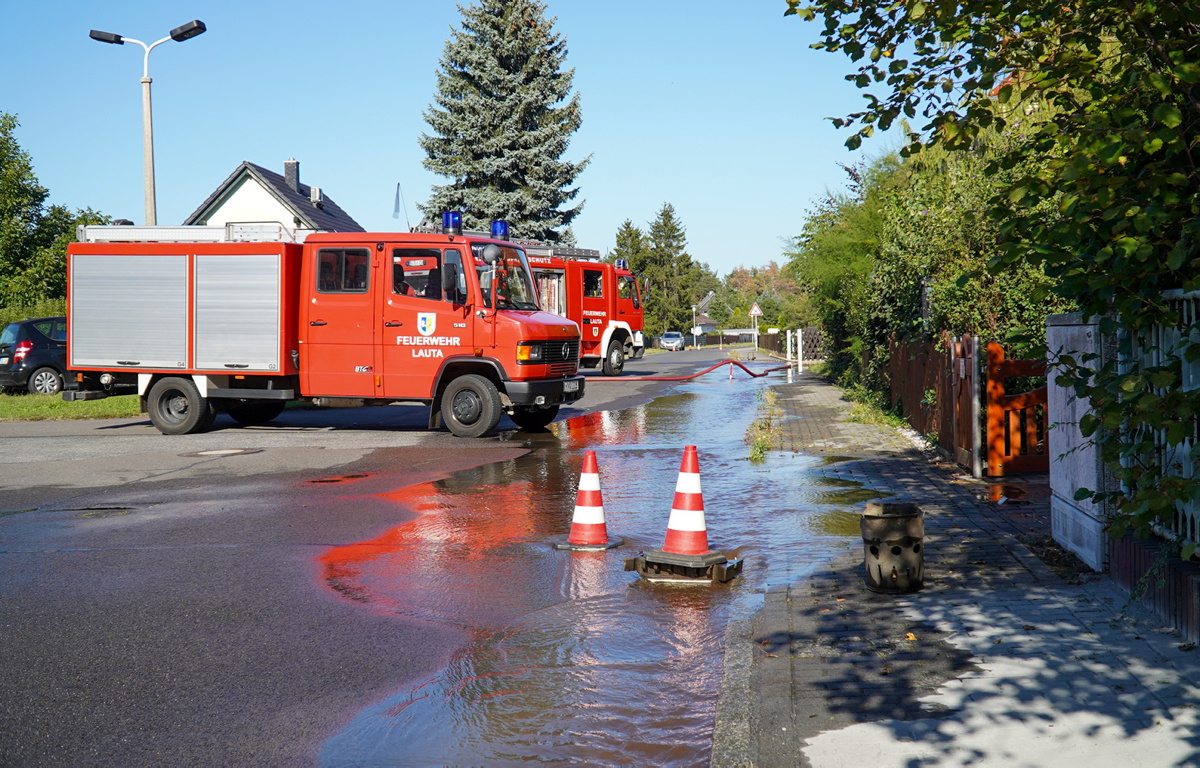 Abermals Rohrbruch in der Bahnhofstraße