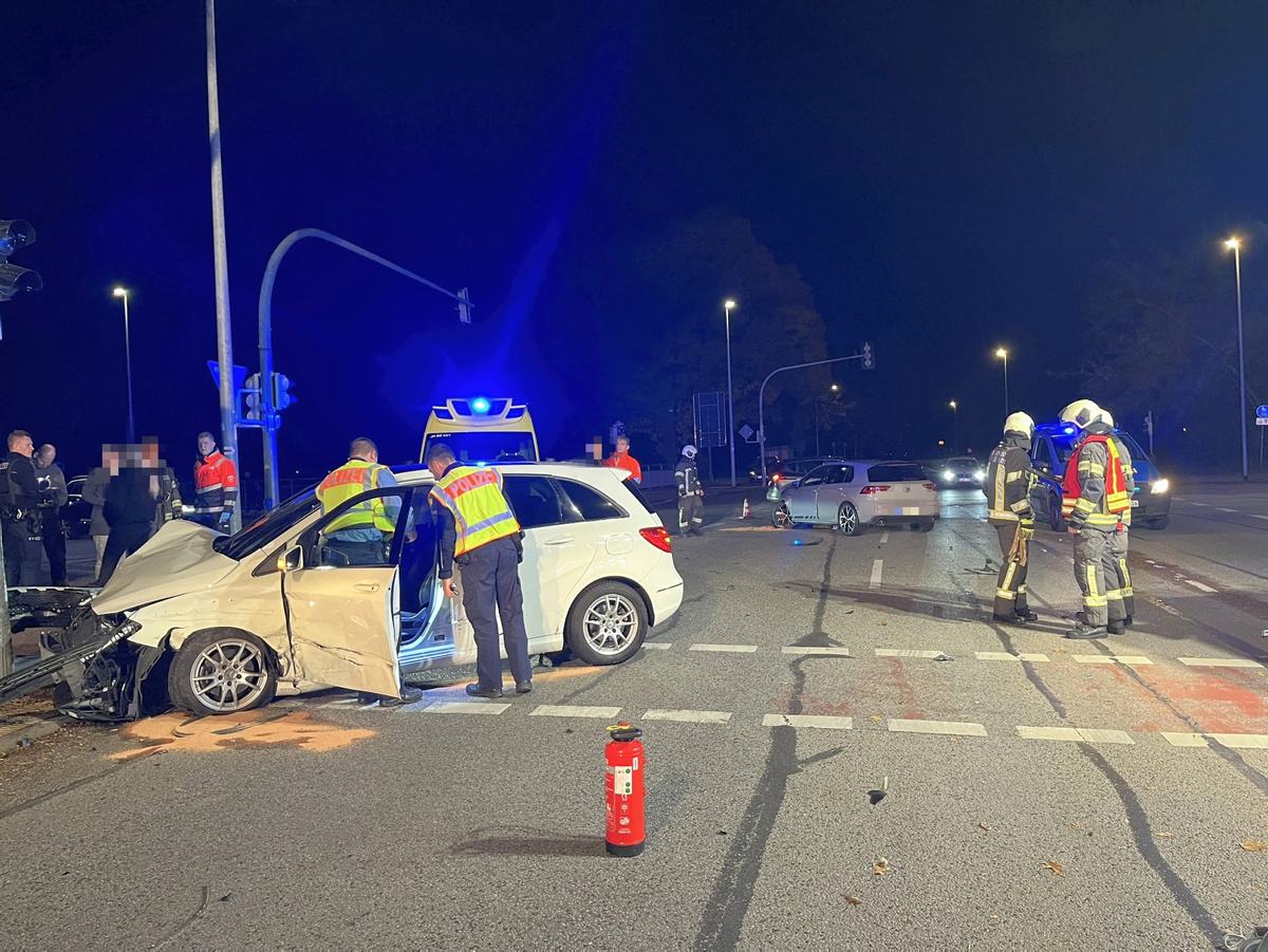 Vier Verletzte bei zwei Unfällen an Görlitzer Brücke
