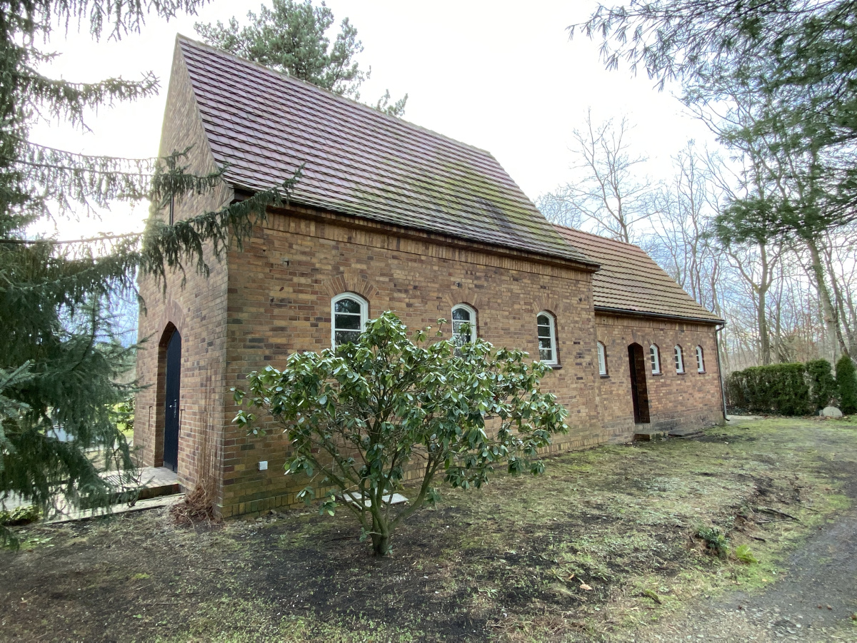 Trauerhalle auf dem Laubuscher Friedhof saniert