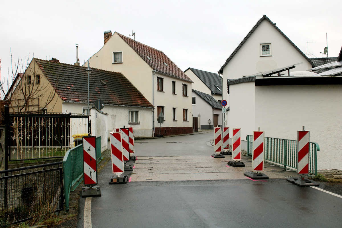 Nur noch wechselseitig über die Brücke