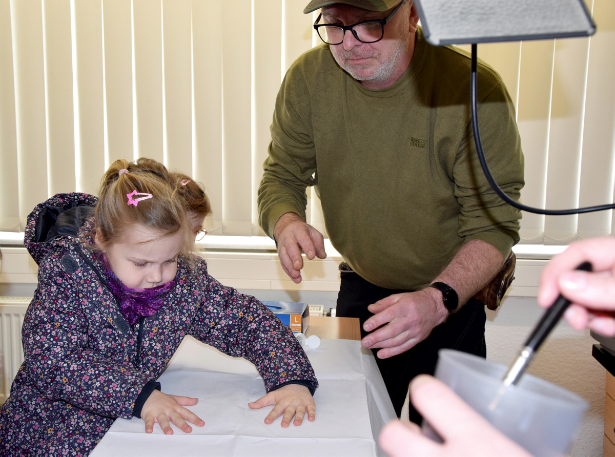 Kinderbesuch in Hoyerswerdas Polizeirevier