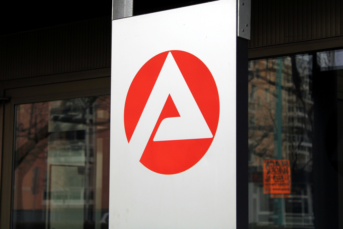 Arbeitslosigkeit sinkt ganz leicht auf 8,7 Prozent