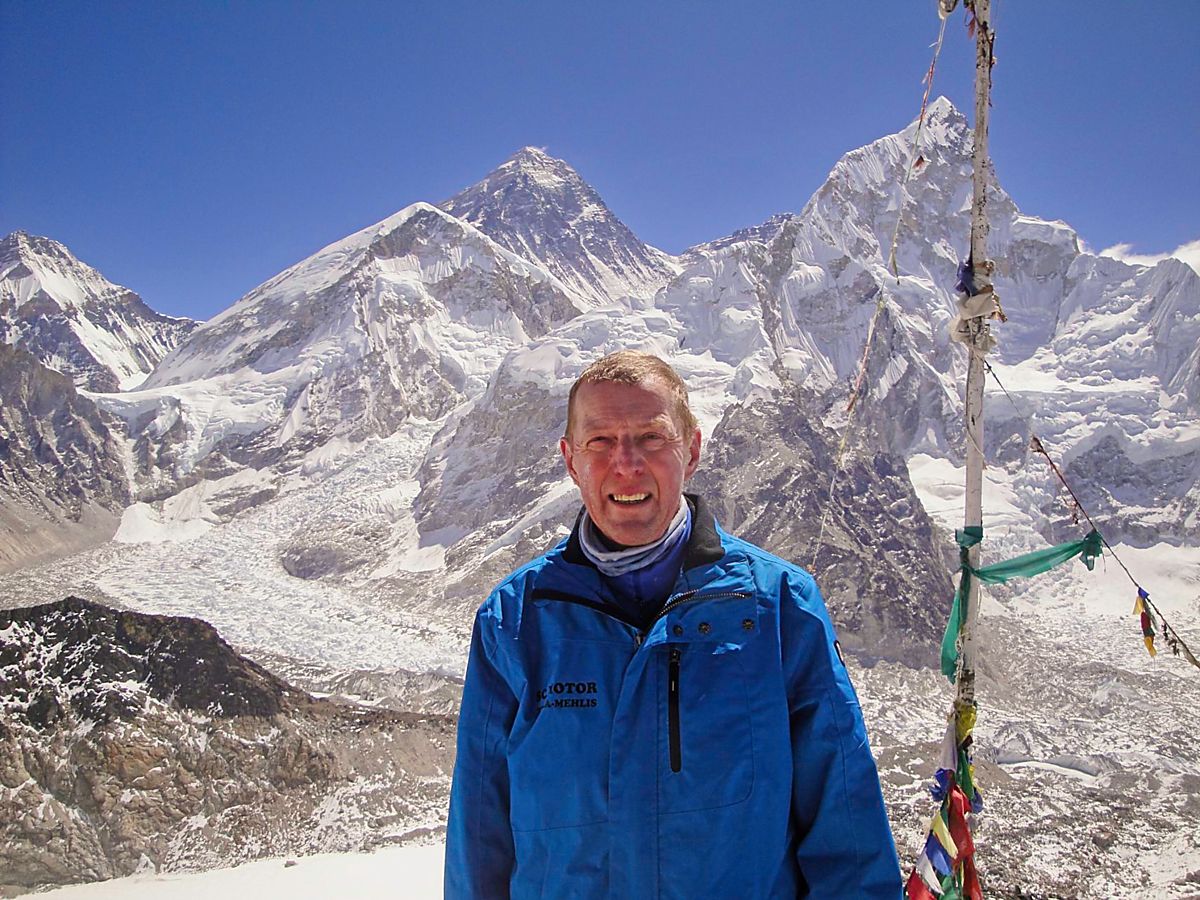 Mit der Bibliothek zum Mount Everest