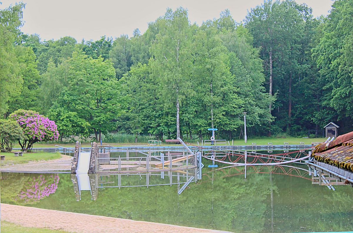 Saisonstart: Für 2,50 Euro ins Freibad