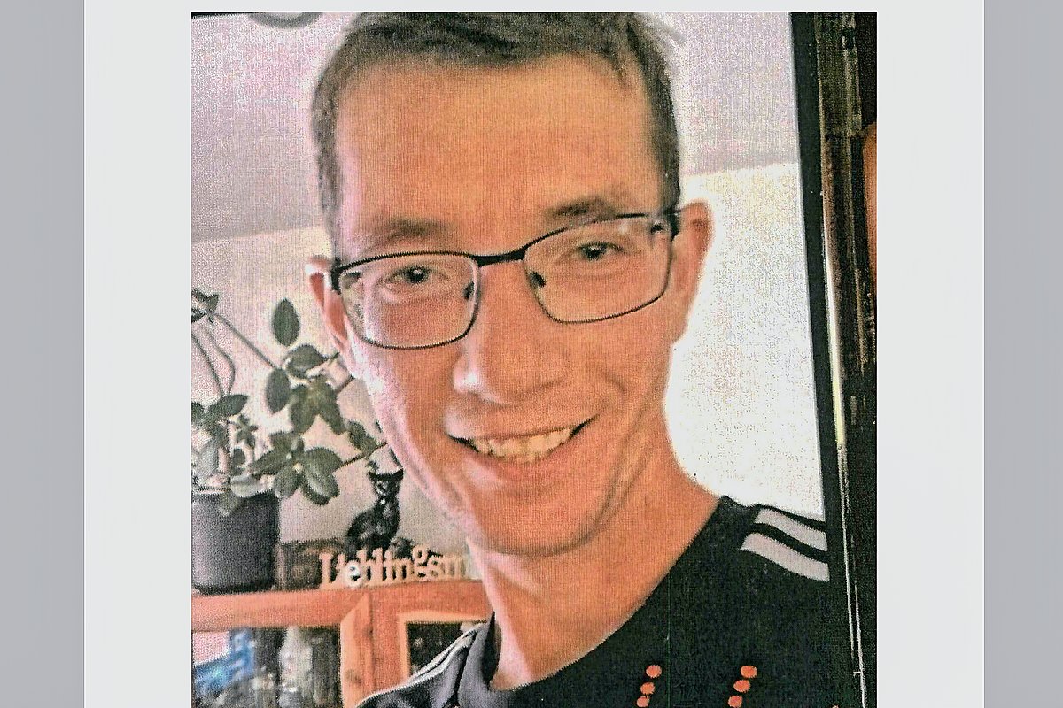 Die Polizei fragt: Wer hat diesen Mann gesehen?