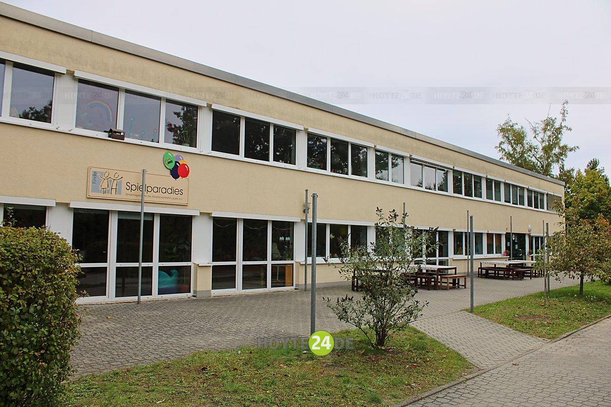 Man sieht den Kindergarten Spielparadies im WK IX.