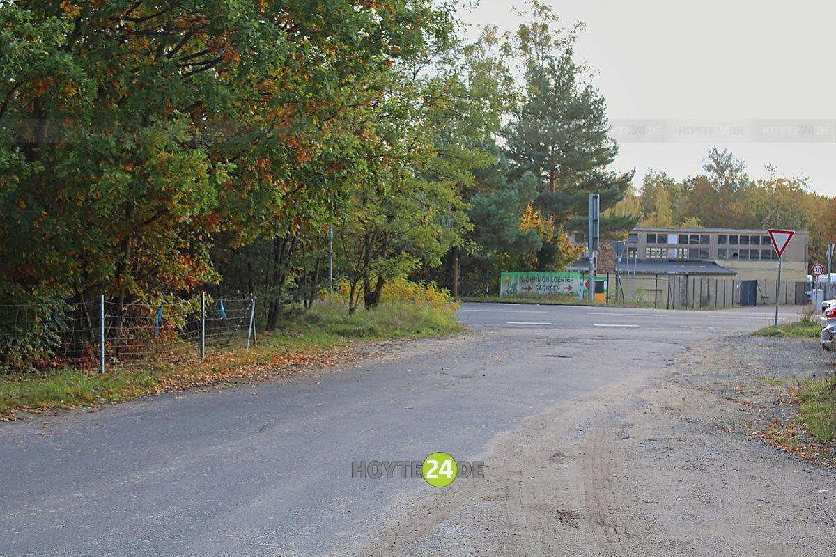 Man sieht einen Abschnitt der Bergstraße in Bernsdorf.