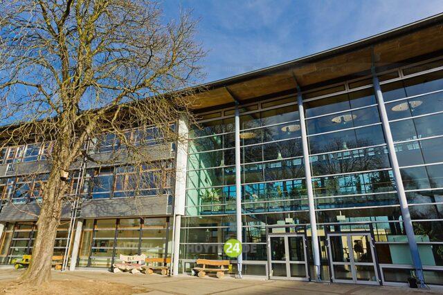 Man sieht das Johanneum in Hoyerswerda.