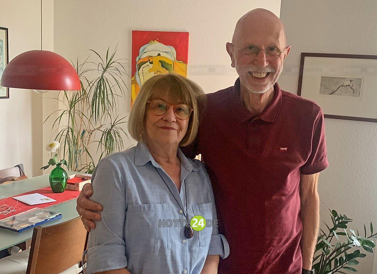 Man sieht Beate und Michael Renner.